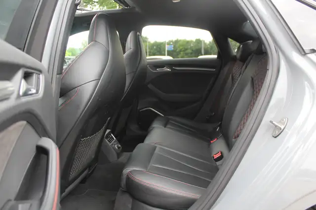 Audi RS3 view 12