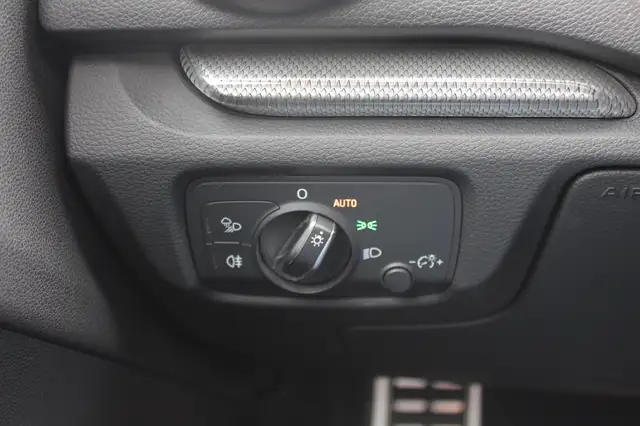 Audi RS3 view 30