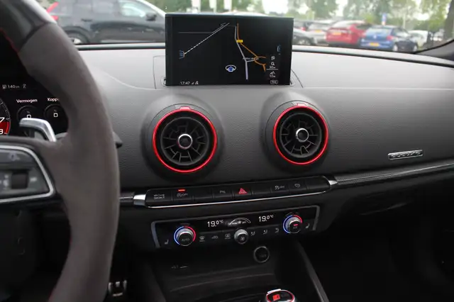 Audi RS3 view 19