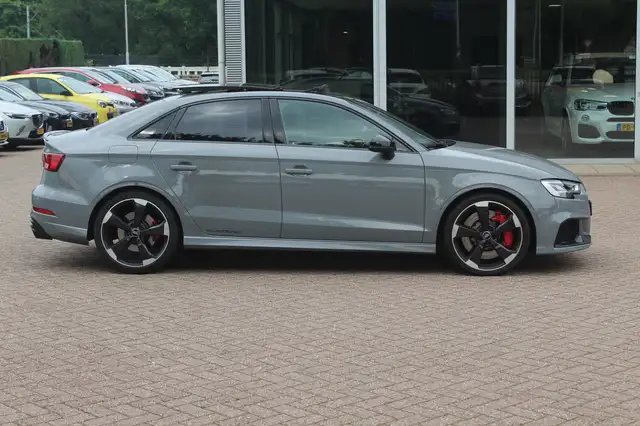 Audi RS3 view 5