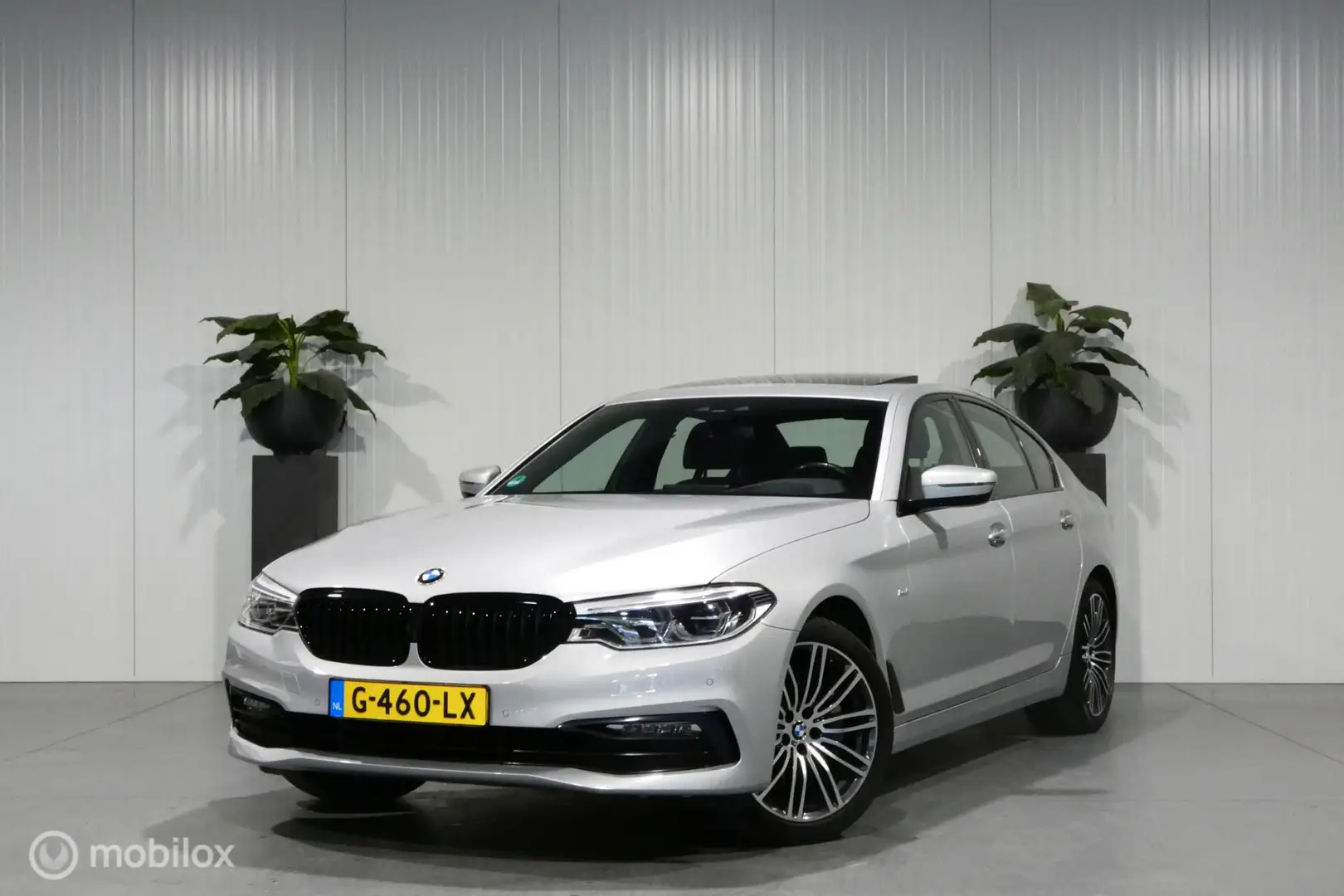 BMW 530 5-serie 530i High Executive Grijs - 1