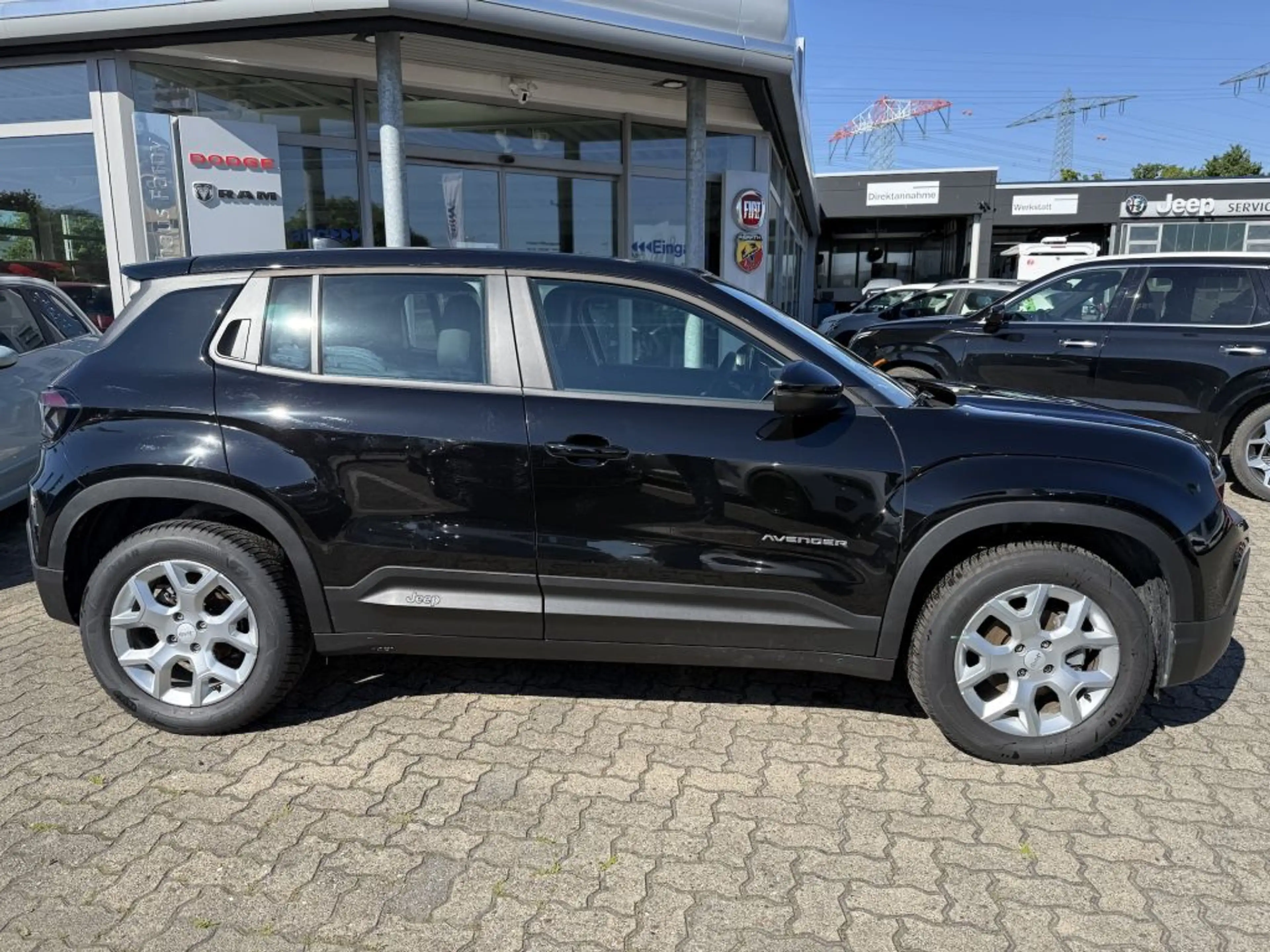 Jeep Avenger 1.2 GSE T3 Turbo-Benzin GDI Altitude — photo 4