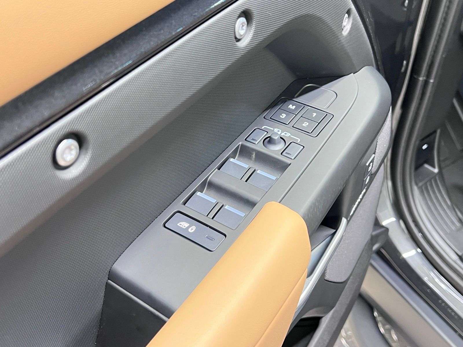 2026 Land Rover Defender 110 P400 X-DYNAMIC SE | FULL MATTE WRAP thumb 28