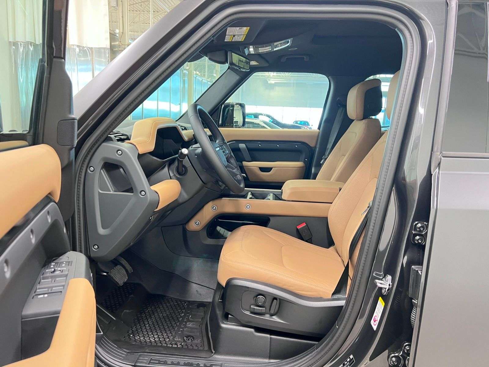2026 Land Rover Defender 110 P400 X-DYNAMIC SE | FULL MATTE WRAP thumb 33