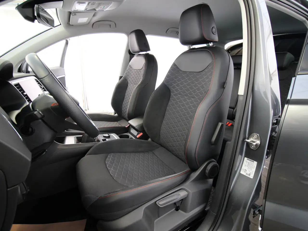 SEAT Ateca 1.5 TSI FR NAVI+KAMERA+LED+ACC 10