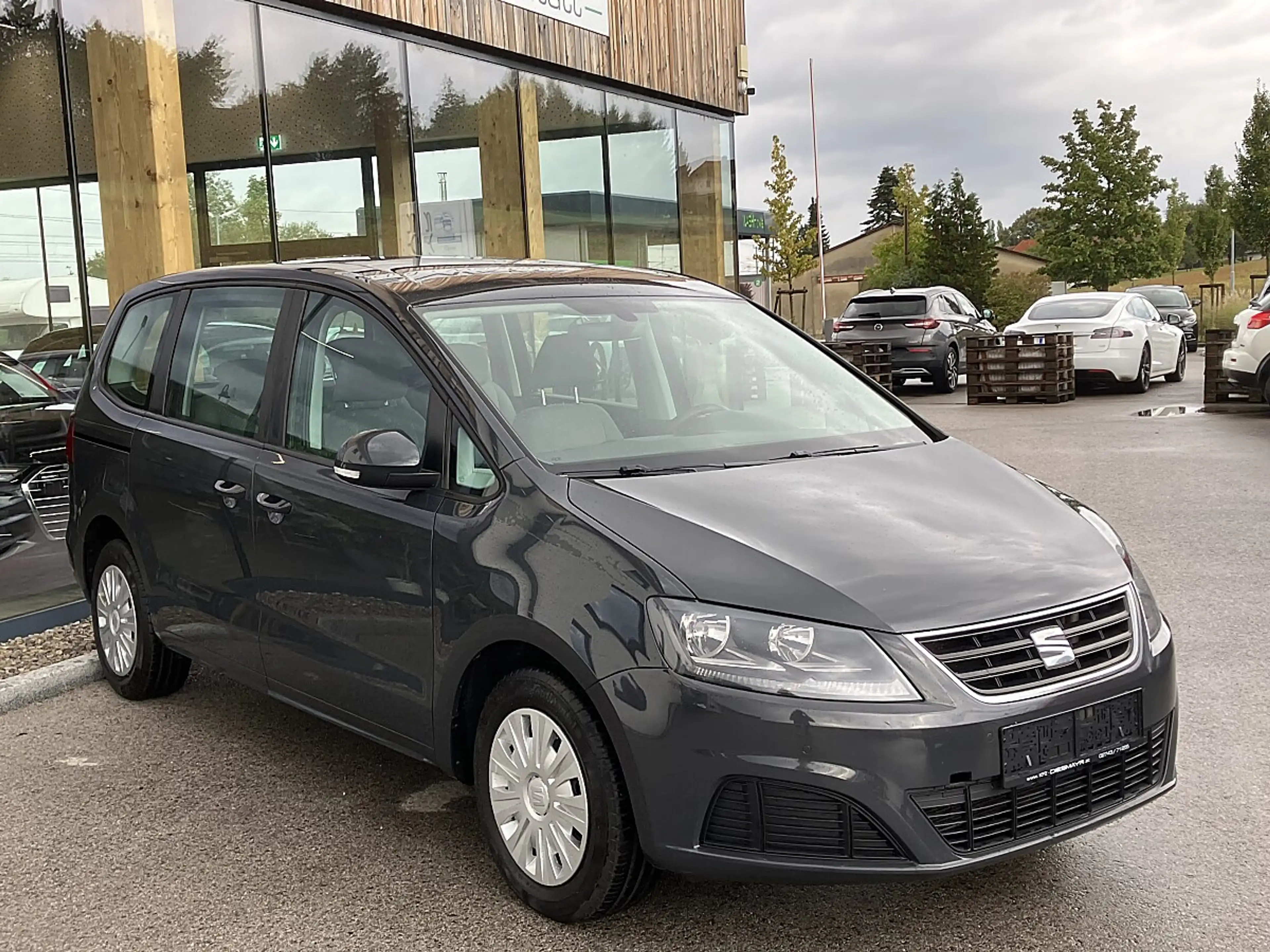 SEAT Alhambra 2.0 TDI Business — photo 7