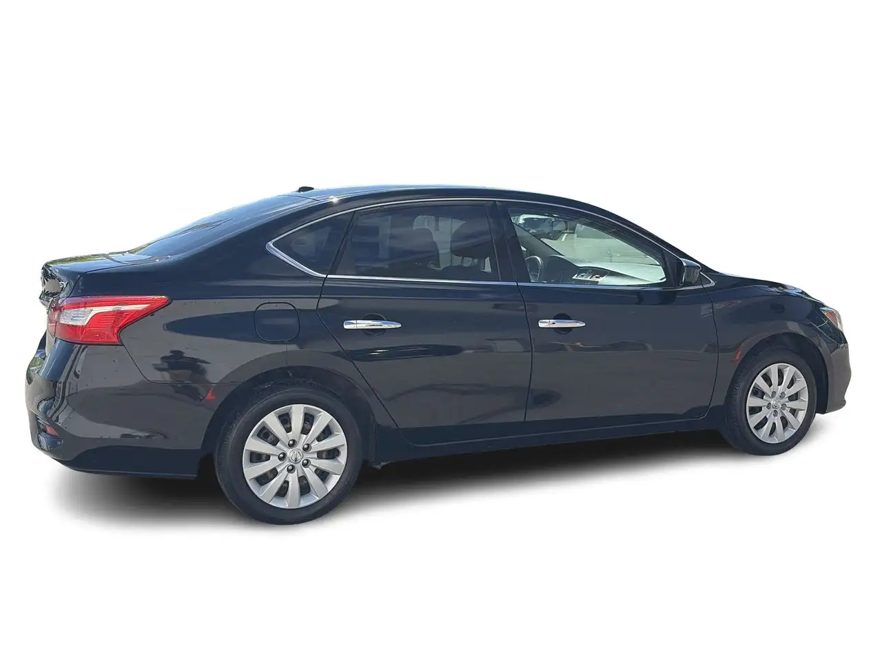 Nissan Sentra снимка Nissan Sentra