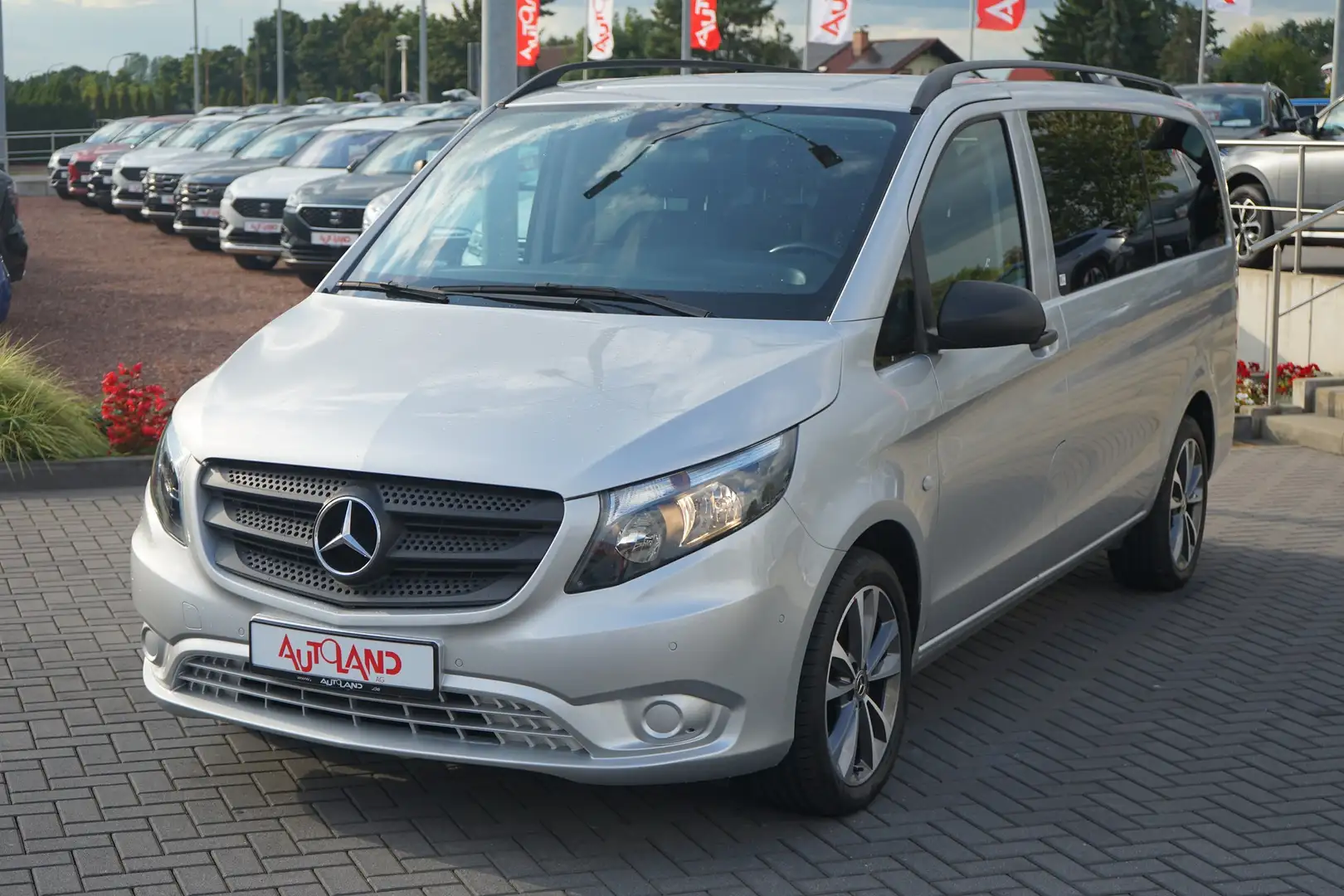 Mercedes-Benz Vito Tourer 119 CDI Grau - 2