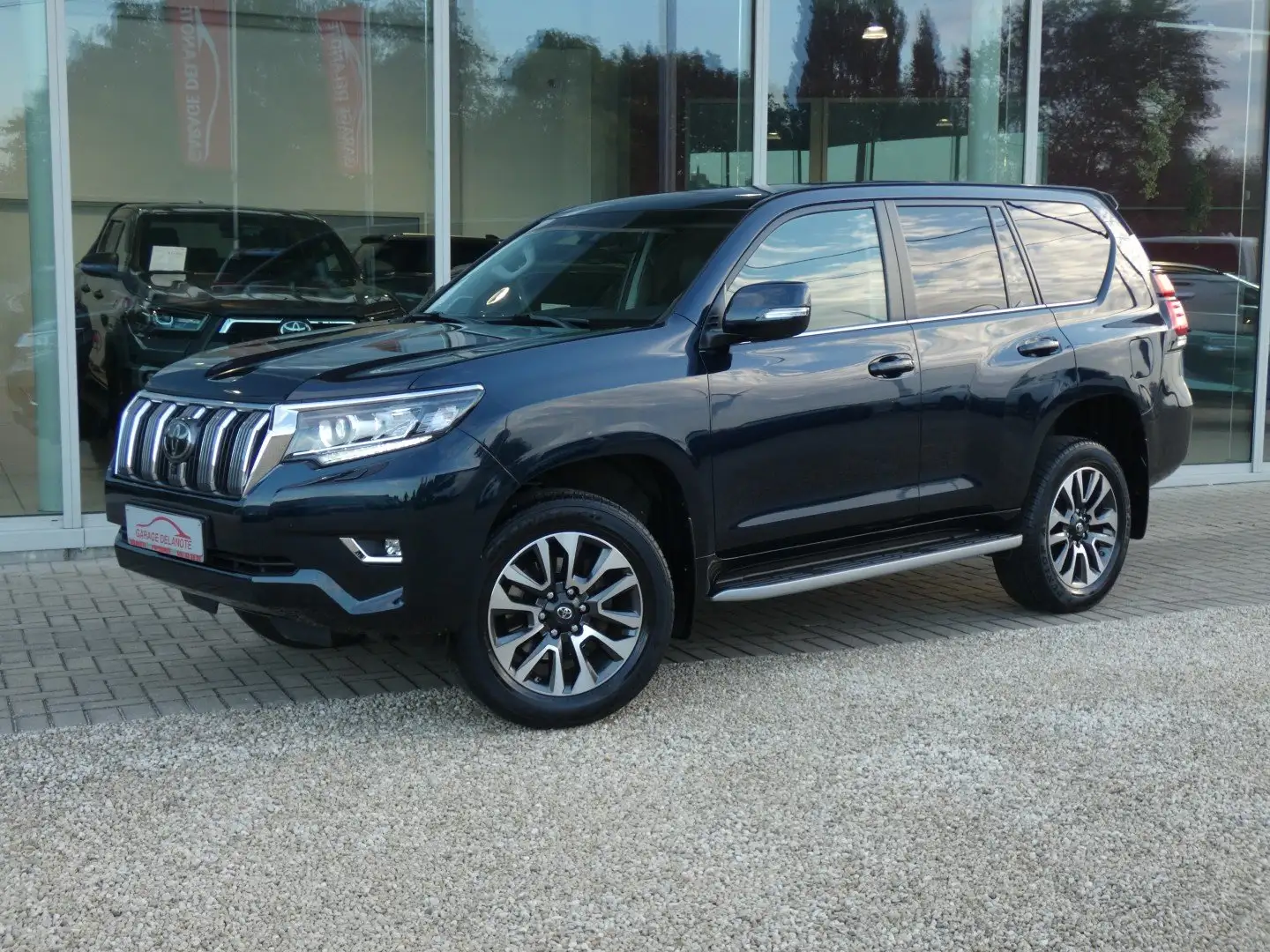 Toyota Land Cruiser *46240+BTW* +Leder +3500kg sleep +Lichte vracht Bleu - 1