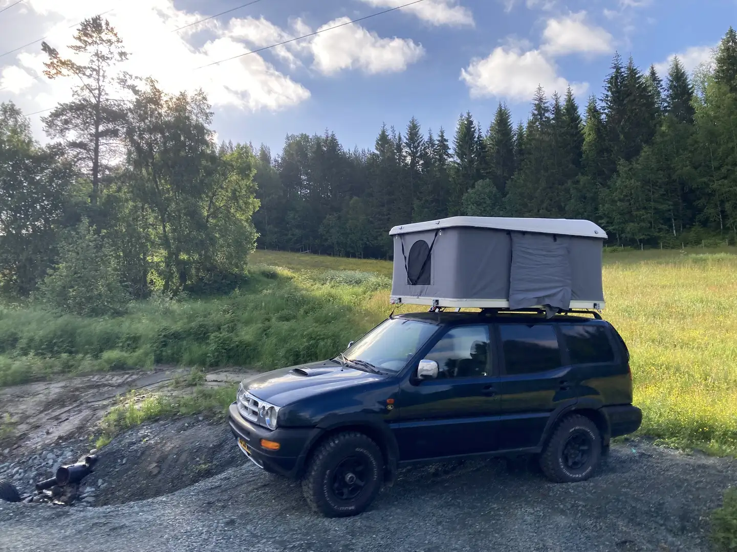 Nissan Terrano Maverick 2.7 lang 4x4 / kampeerauto Blauw - 2