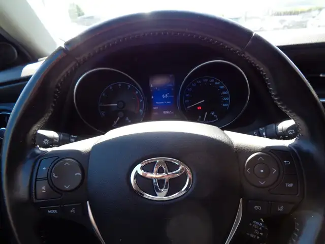 Toyota Auris view 12