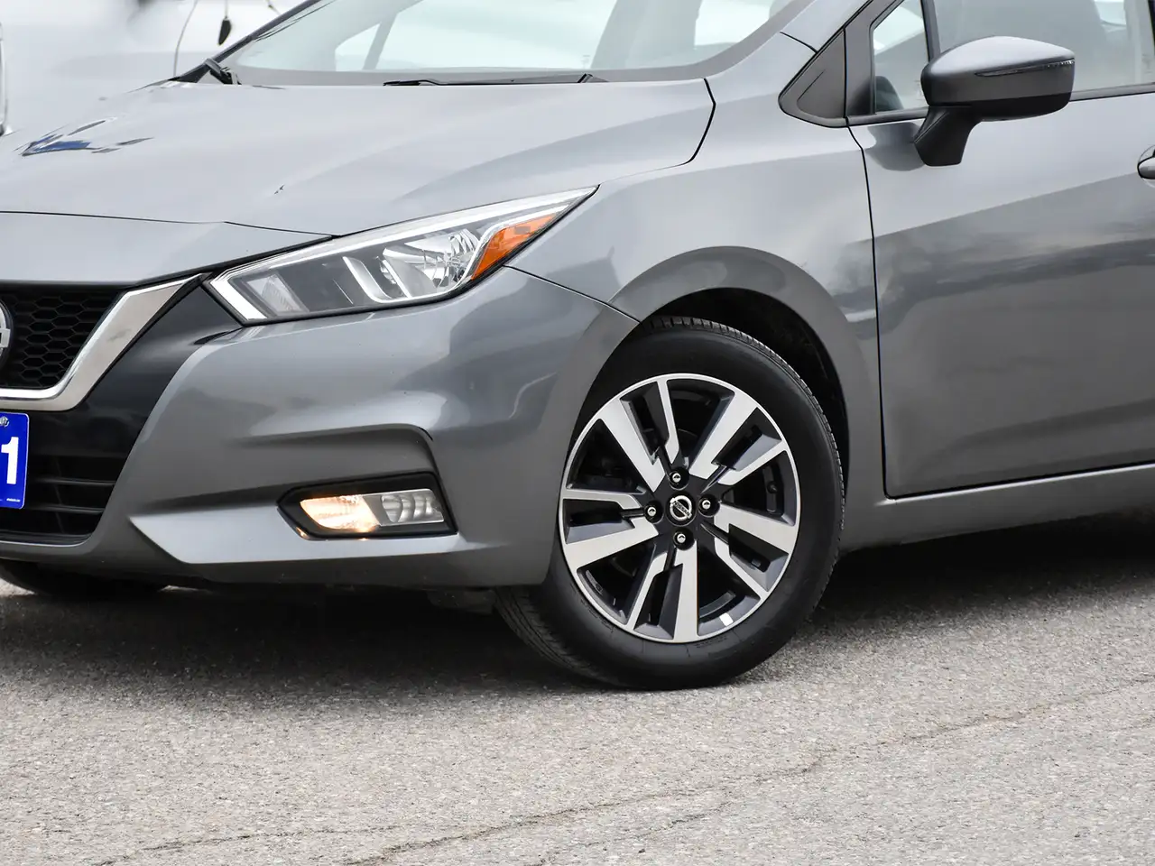 Nissan Versa снимка Nissan Versa