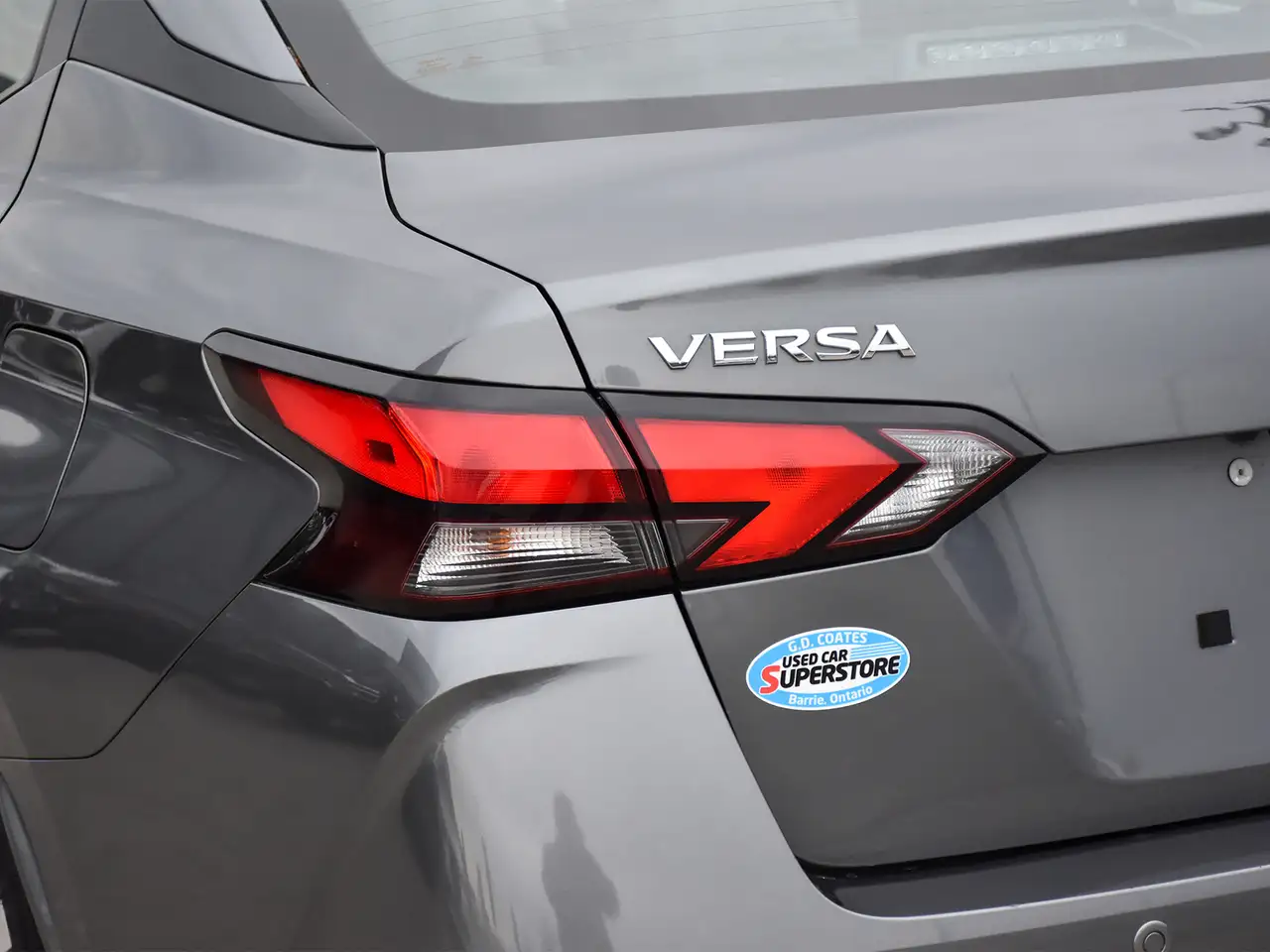 Nissan Versa снимка Nissan Versa