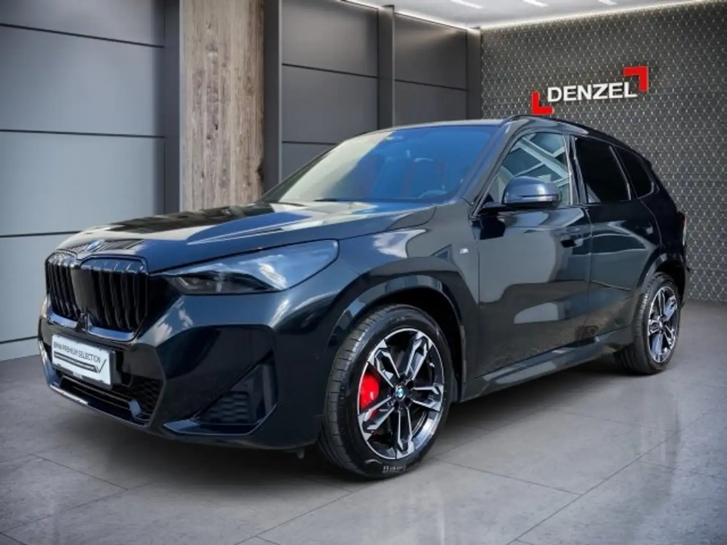 BMW X1 sDrive20i 48V Aut Schwarz - 1