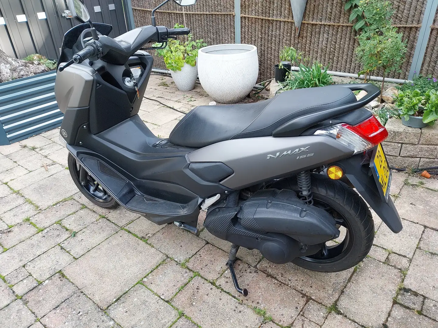 Yamaha NMAX 155 cc Grey - 2