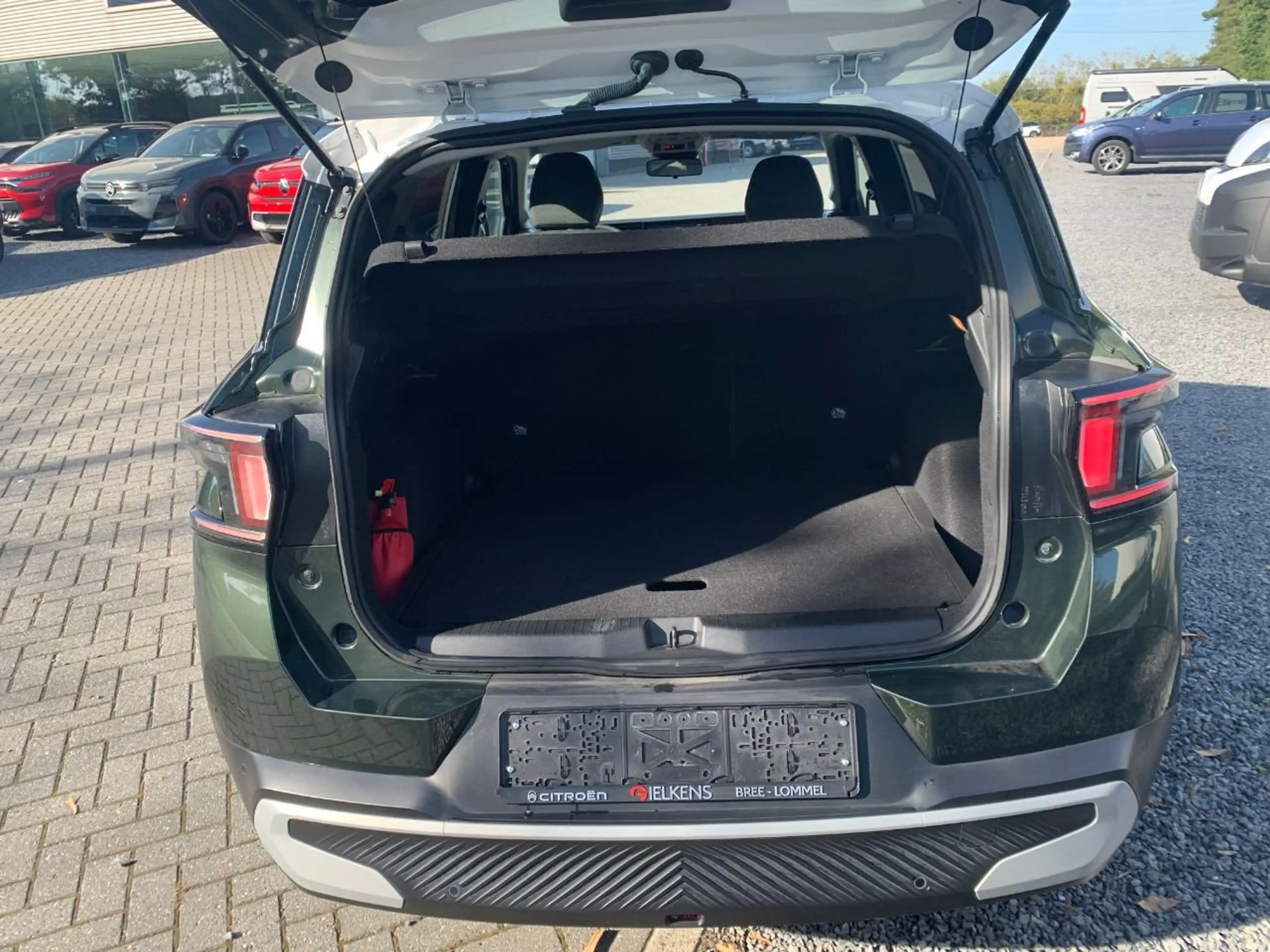 Citroen C3 Aircross Hybrid 145 PLUS — photo 7