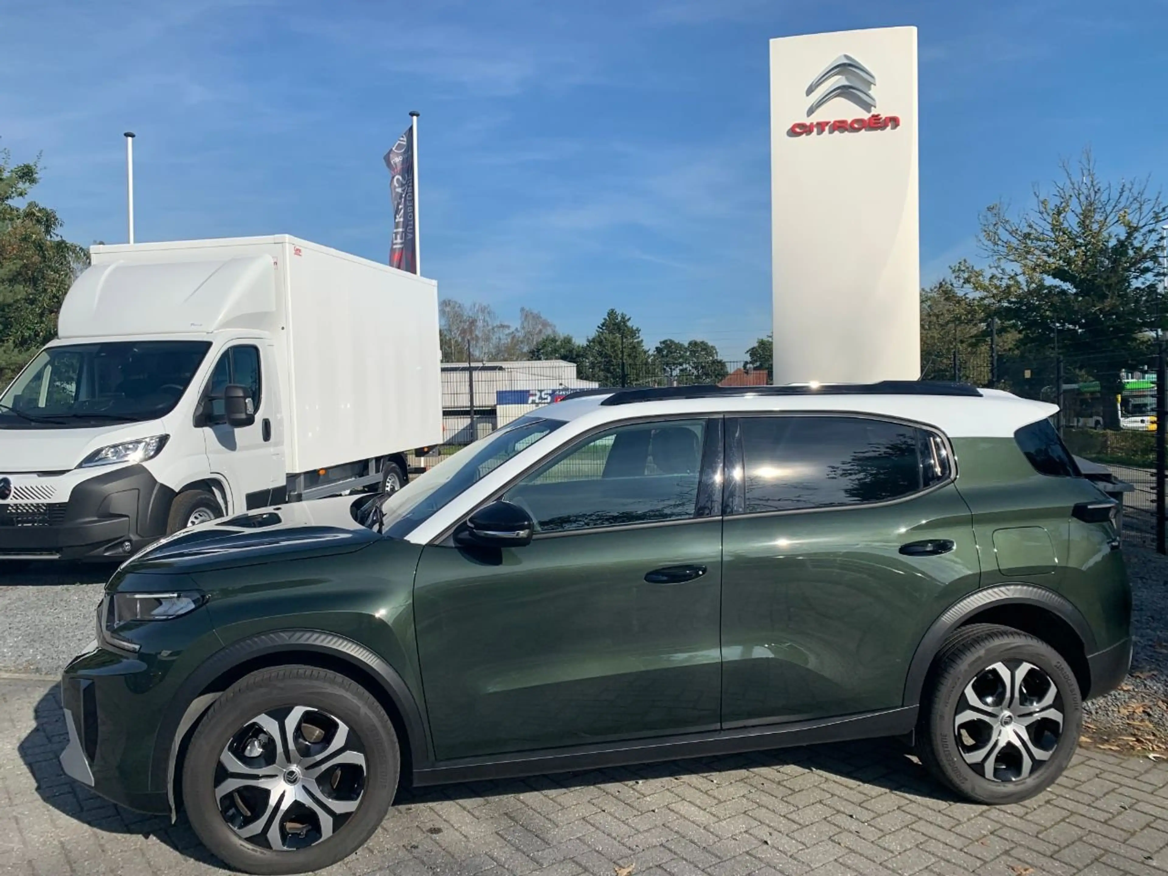 Citroen C3 Aircross Hybrid 145 PLUS — photo 3