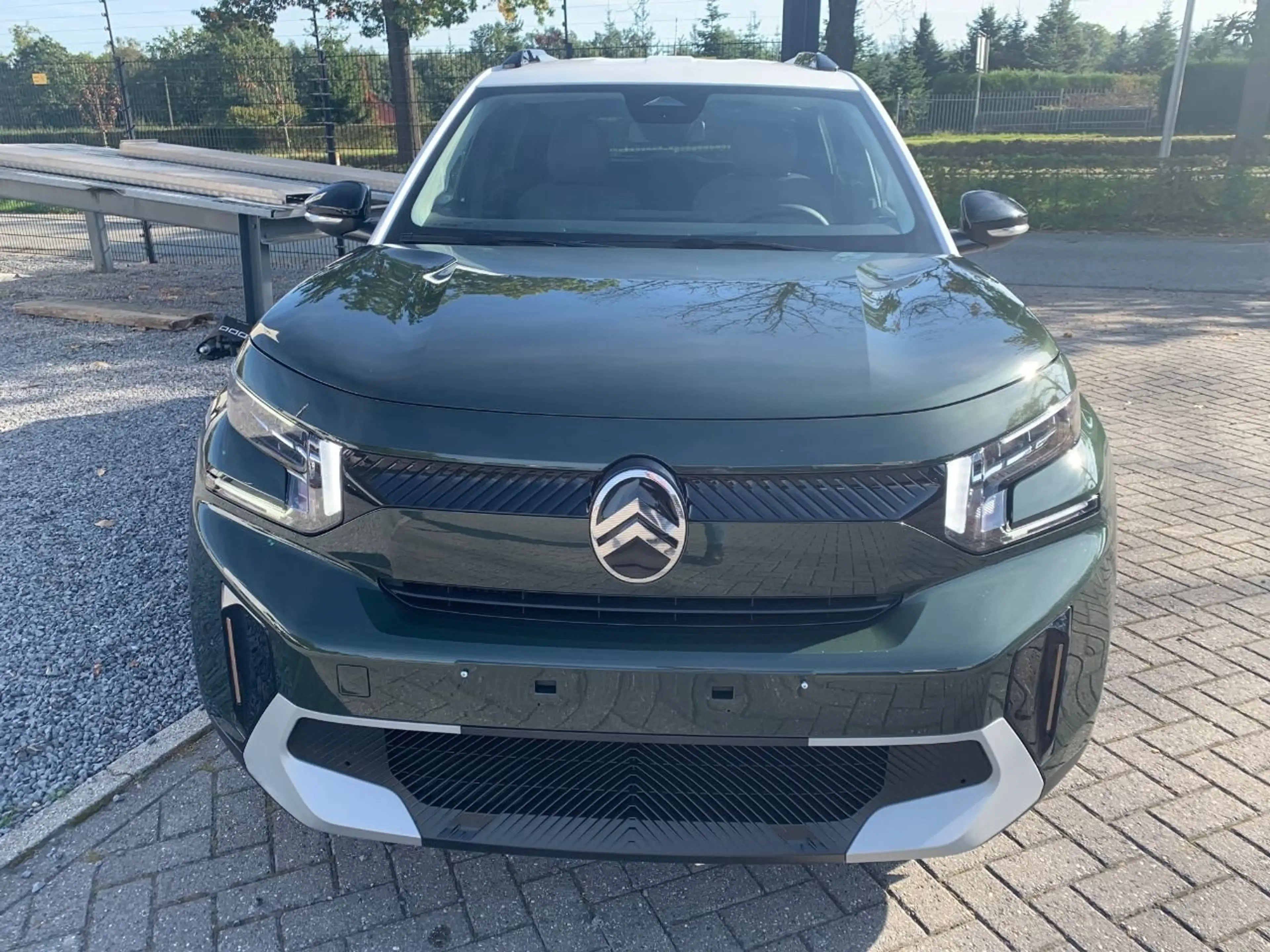 Citroen C3 Aircross Hybrid 145 PLUS — photo 2