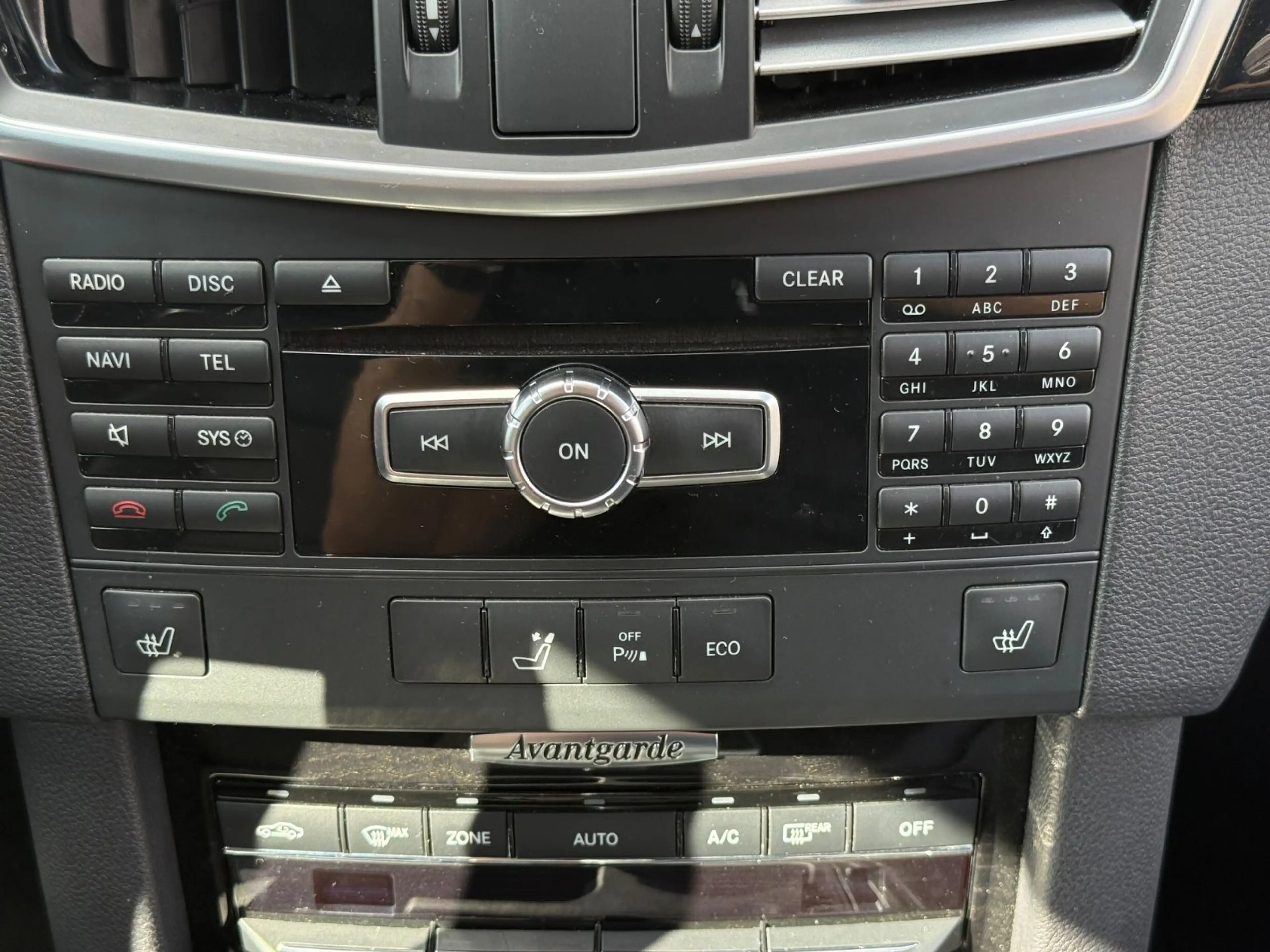 Mercedes-Benz E 200 E Limousine BlueEff. *AMBIENTE*TEMP*SH — photo 18