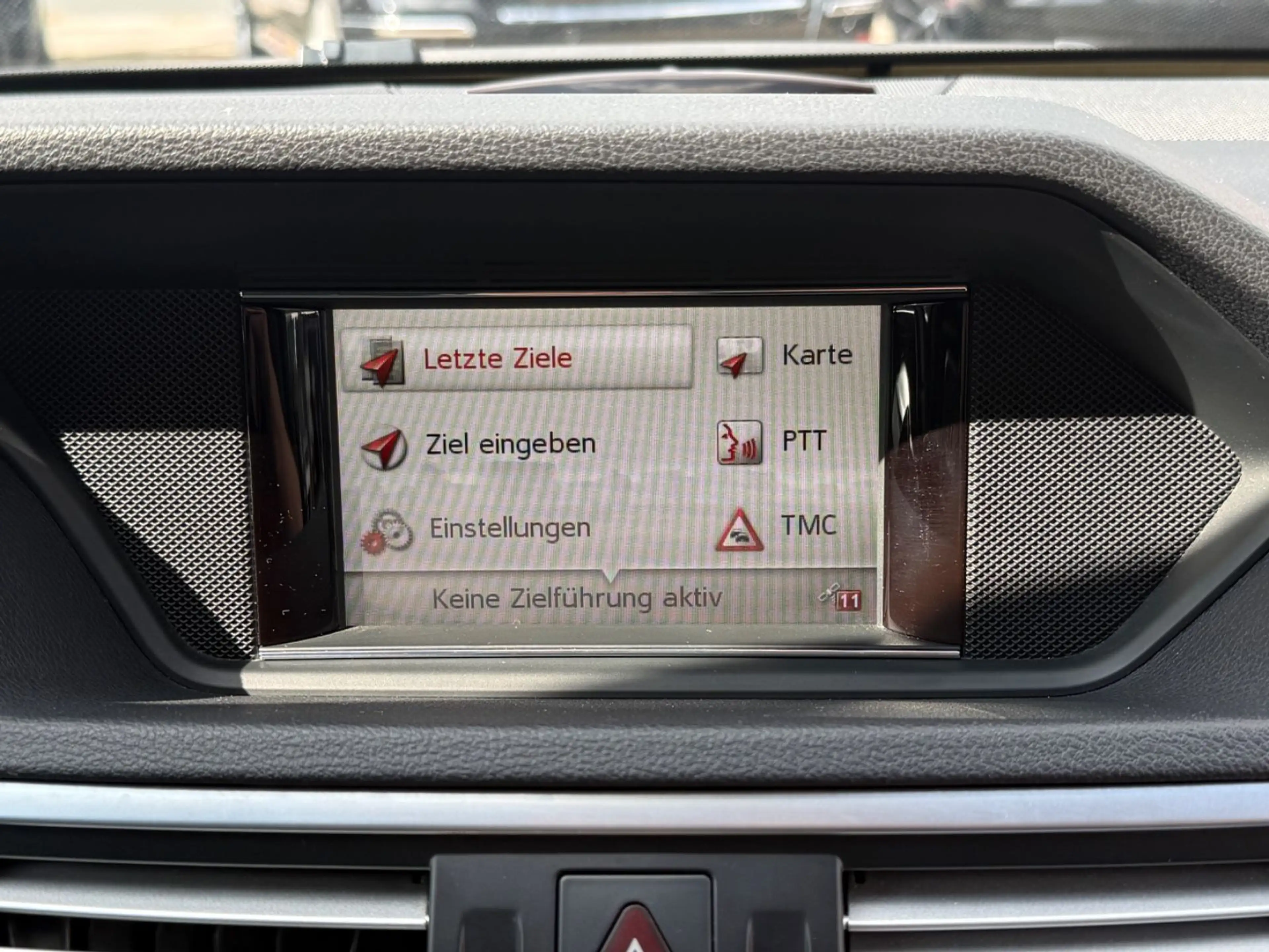 Mercedes-Benz E 200 E Limousine BlueEff. *AMBIENTE*TEMP*SH — photo 16