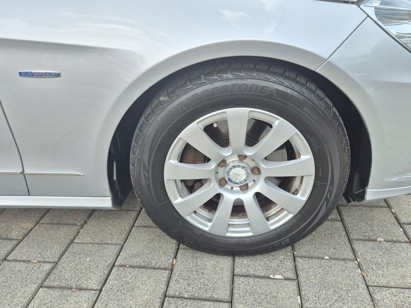 Mercedes-Benz E 350 CGI BlueEff Elegance LEDER SHZ KLIMAAUT NA — photo 10