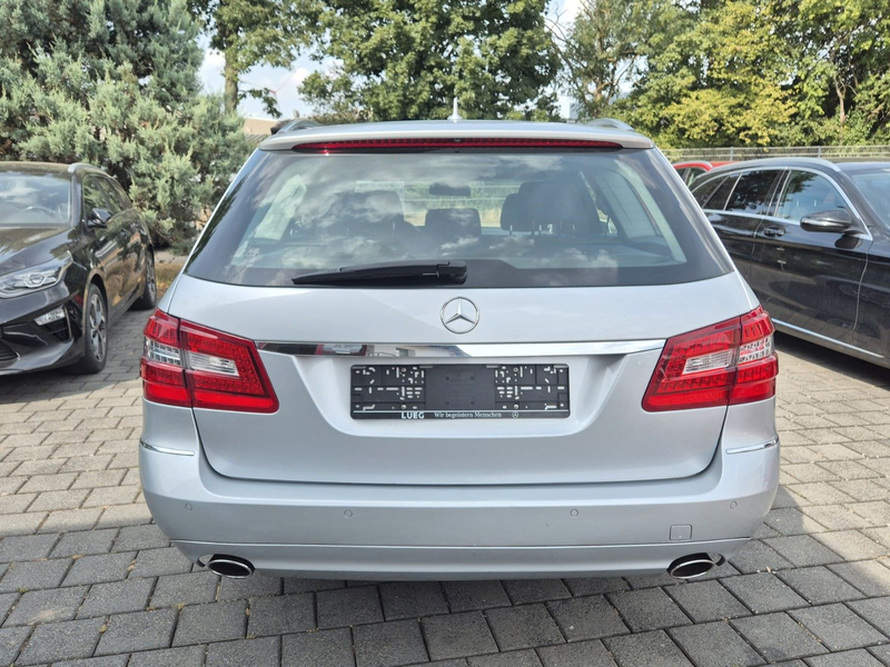 Mercedes-Benz E 350 CGI BlueEff Elegance LEDER SHZ KLIMAAUT NA — photo 6