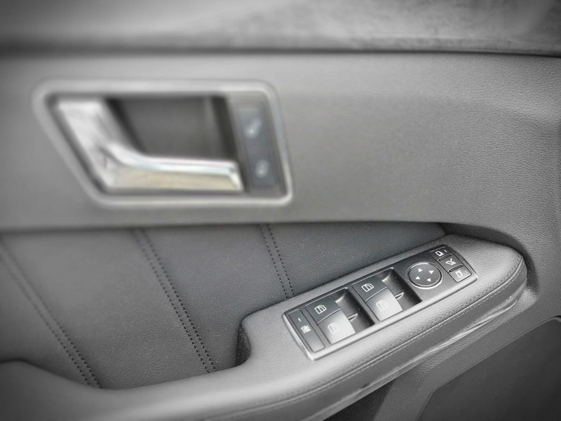 Mercedes-Benz E 350 CGI BlueEff Elegance LEDER SHZ KLIMAAUT NA — photo 12