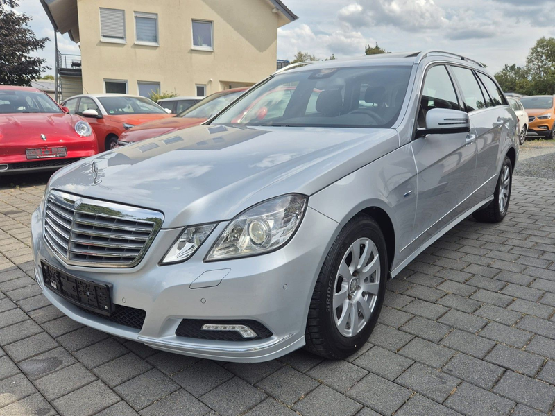 Mercedes-Benz E 350 CGI BlueEff Elegance LEDER SHZ KLIMAAUT NA