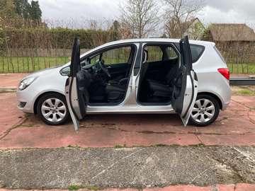 Opel Meriva automaat met slechts 35.000 kms (euro 6 benzine)