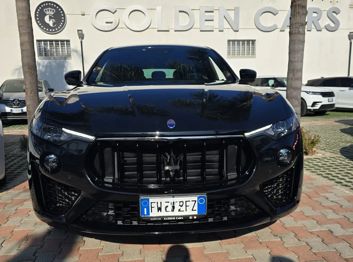 Maserati Levante 3.0 V6 Gransport 350CV auto Q4 Uff Italy Pelle USB Nero - 2