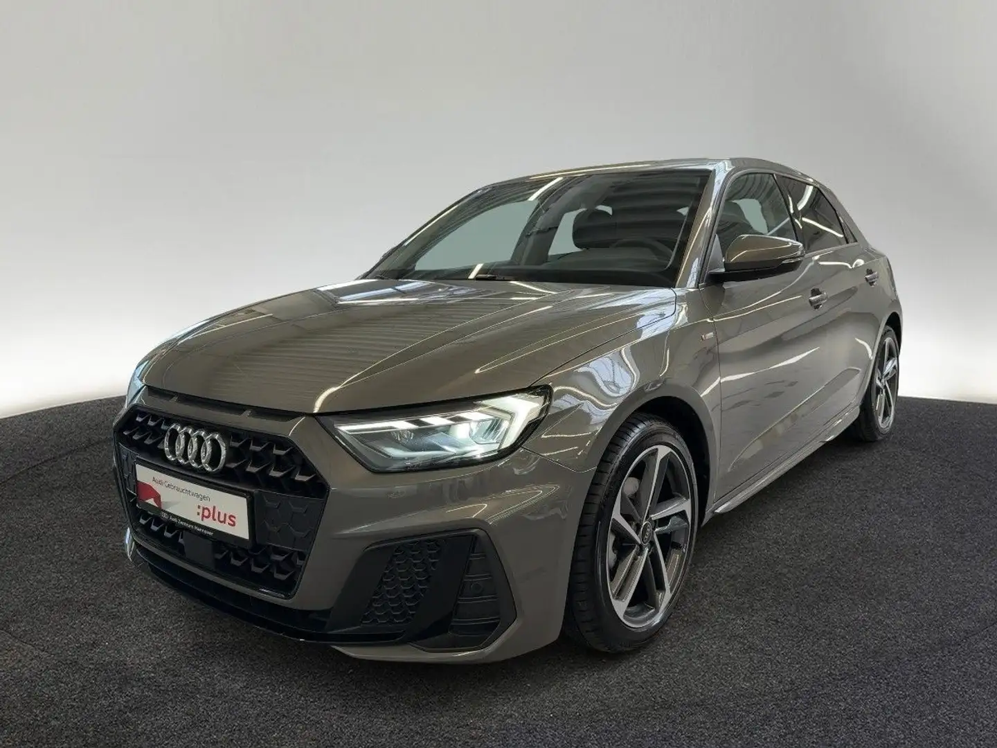 Audi A1 30 TFSI S line Leder Navi LED virtu Grau - 2