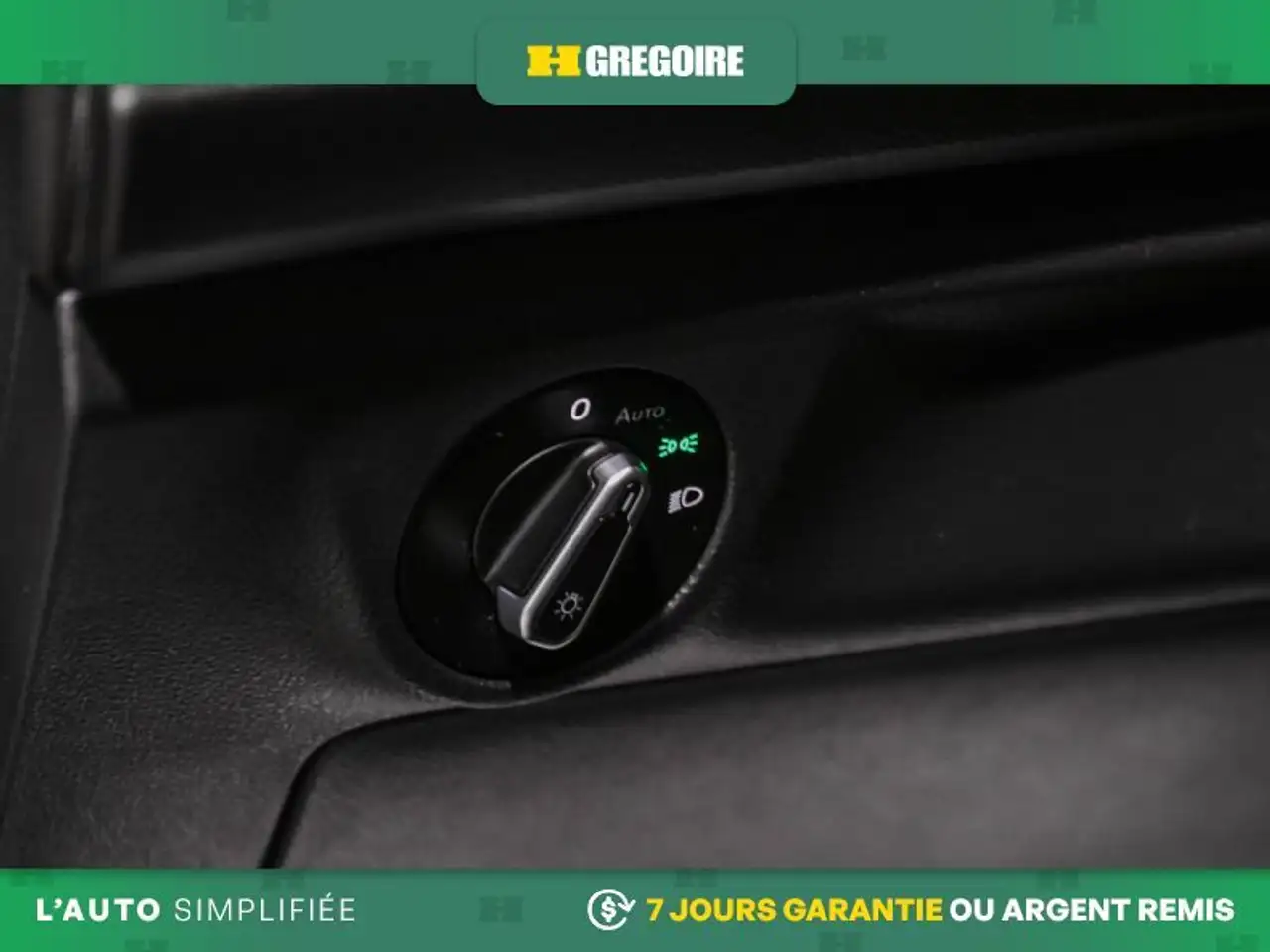 Volkswagen Jetta снимка Volkswagen Jetta