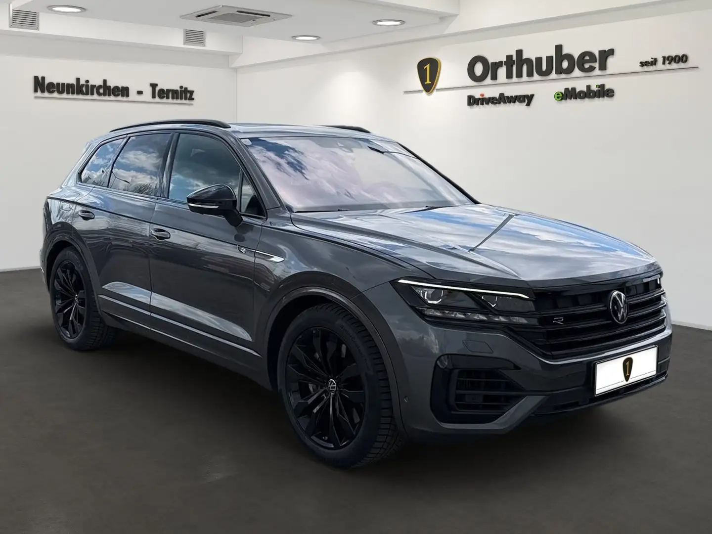 Volkswagen Touareg R eHybrid 4MOTION Grau - 2