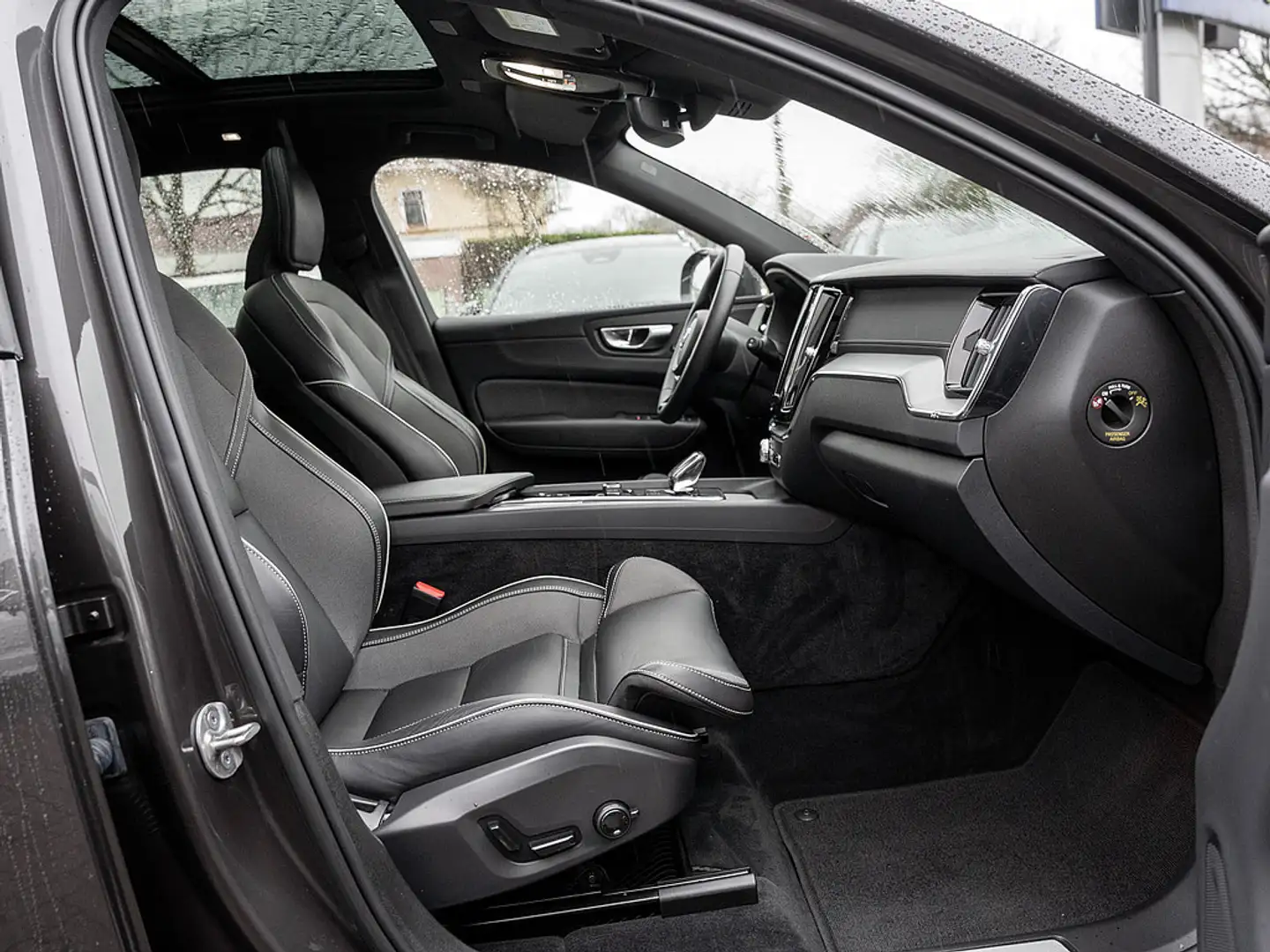 Volvo XC60 T8 AWD Ultimate Bright Grau - 2