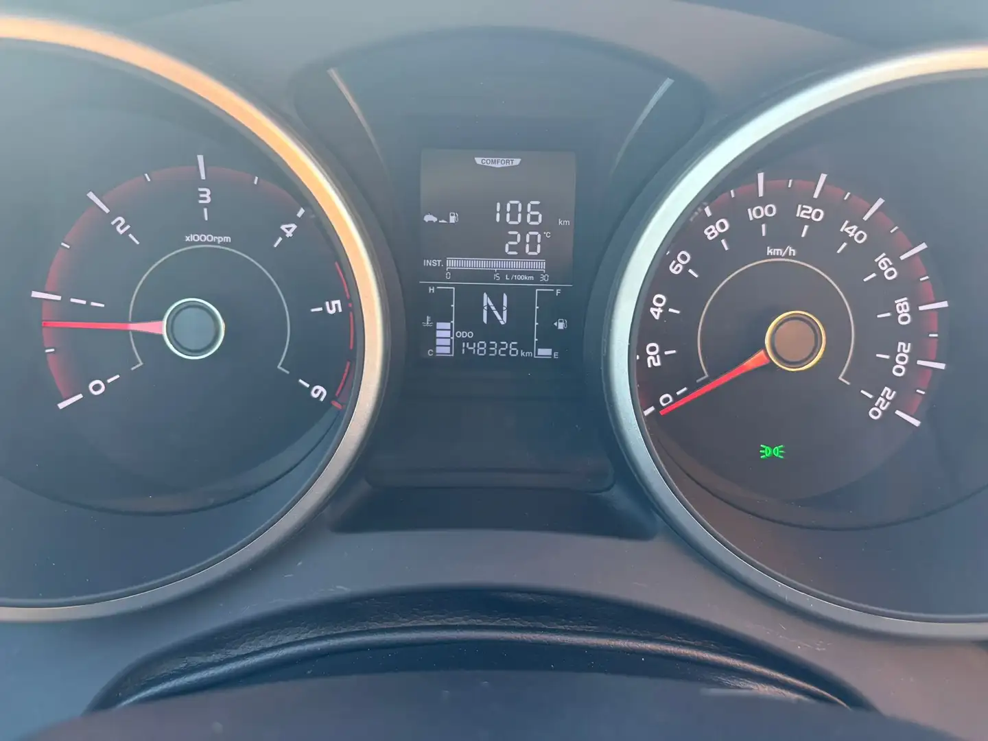 SsangYong XLV 1.6 e-XDi 2WD -EU6 - GARANTIE 1AN - Szürke - 2