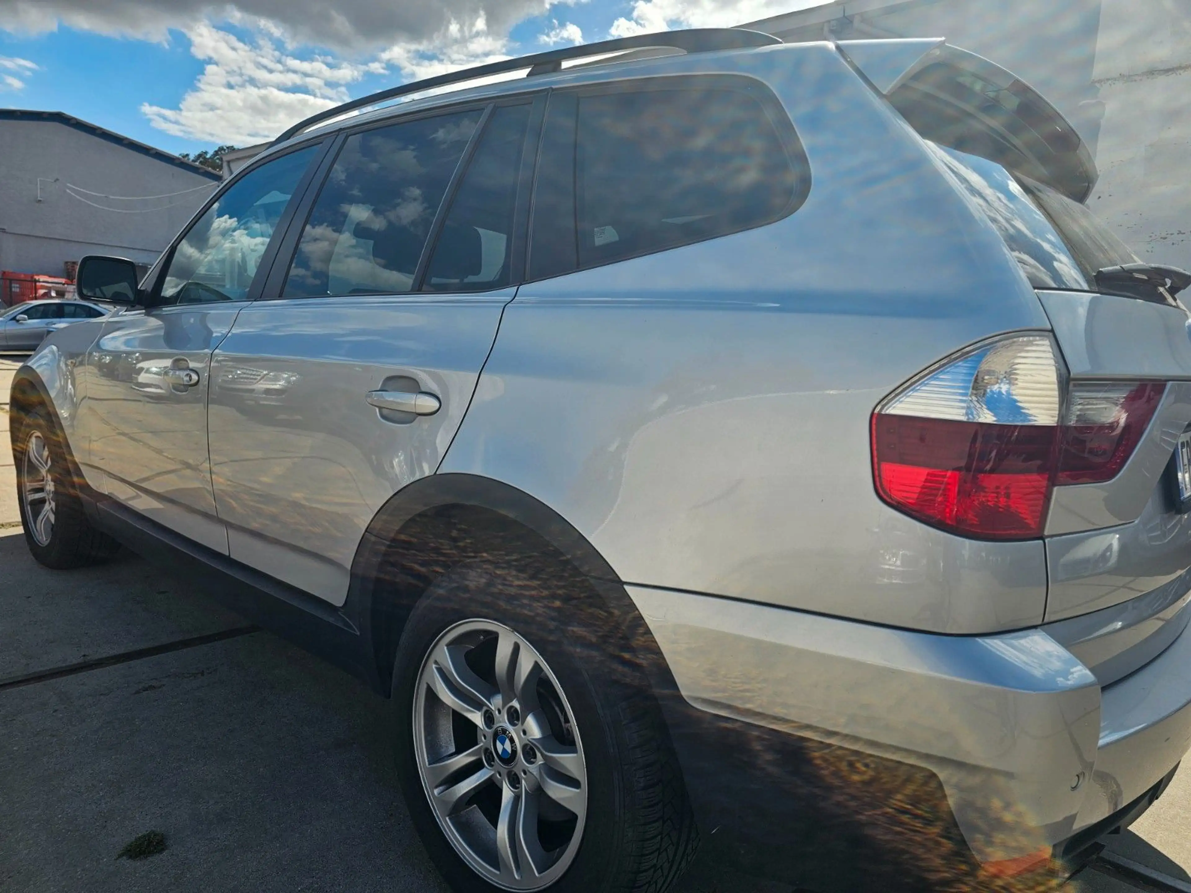 BMW X3 2.0 d — photo 11