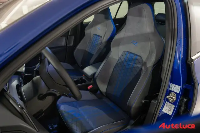 Volkswagen Golf view 13