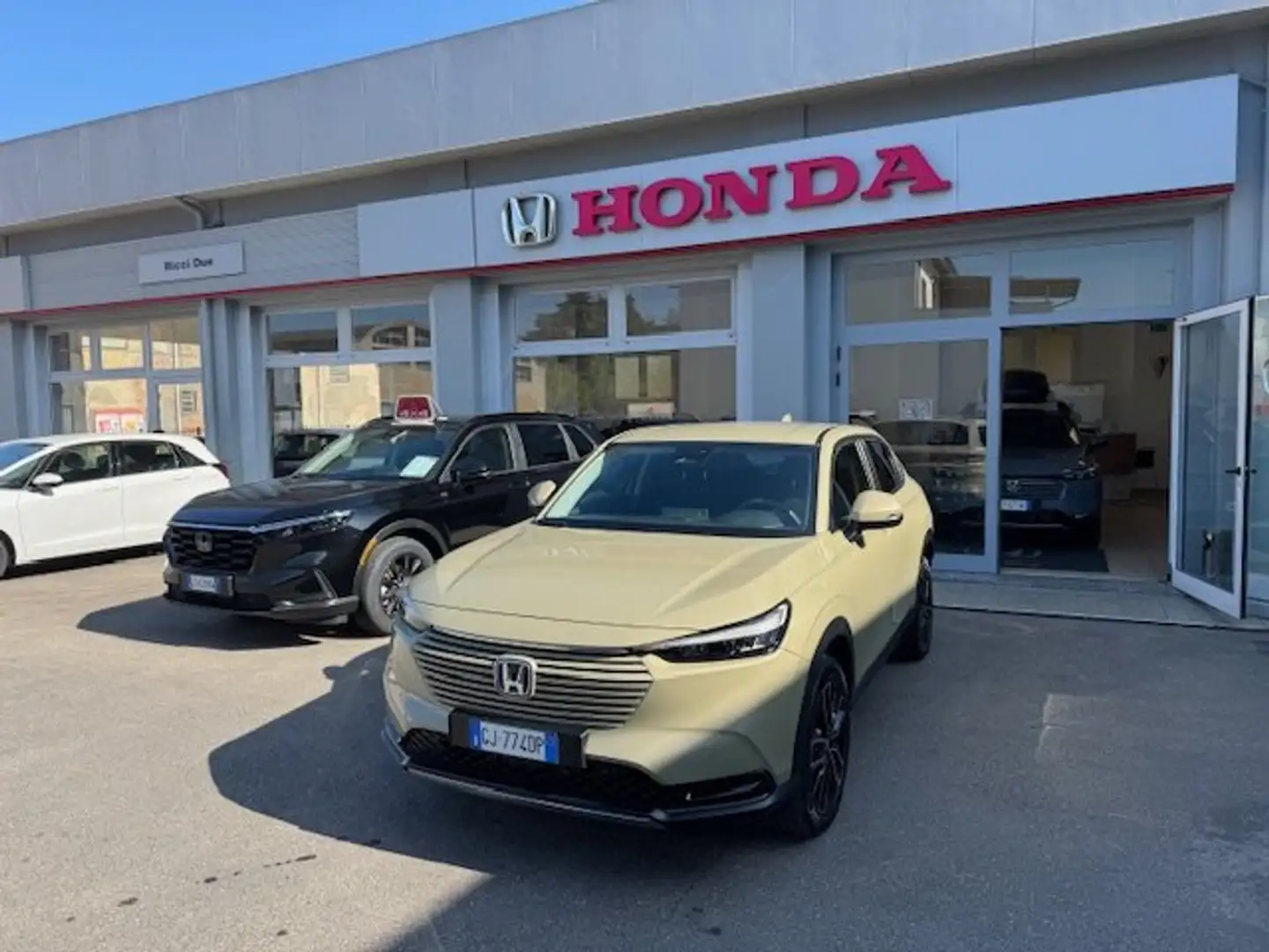 Honda HR-V HR-V III 2022 1.5 hev Elegance ecvt - 1