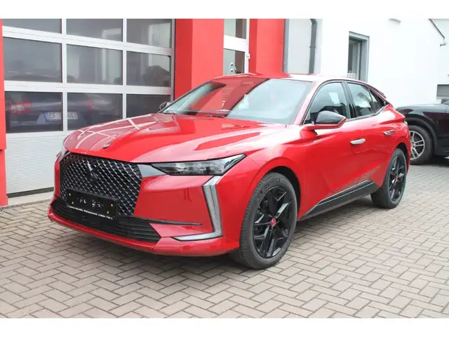 DS Automobiles DS 4
