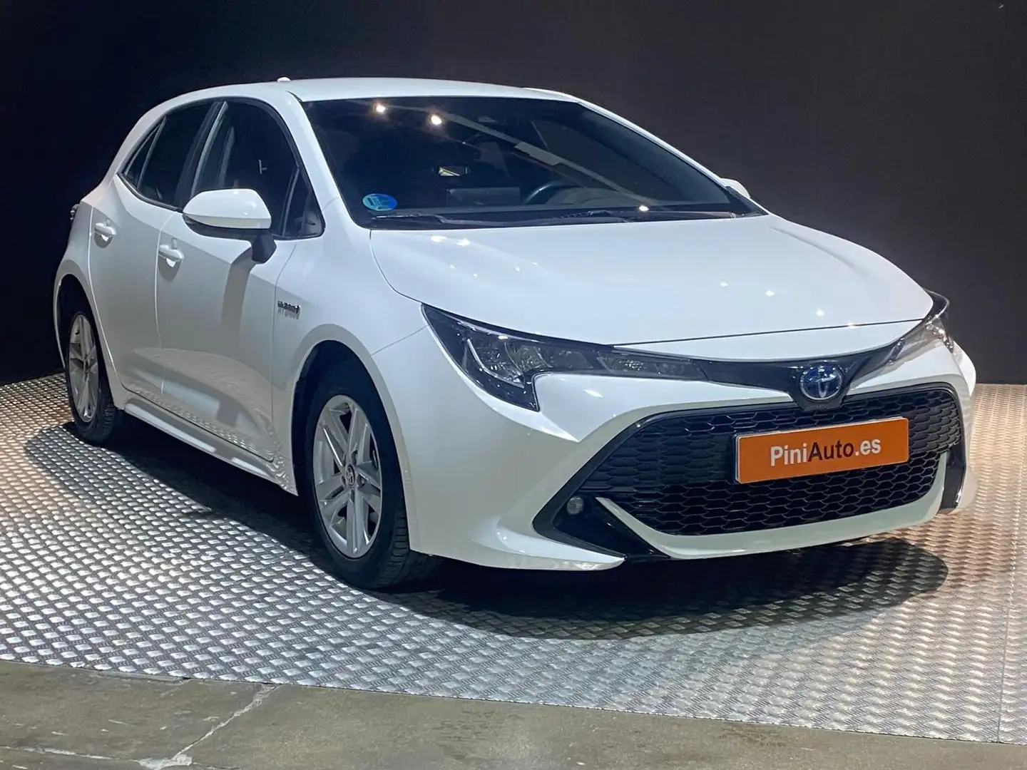 Toyota Corolla 1.8 125cv E-CVT Active Tech Bianco - 2