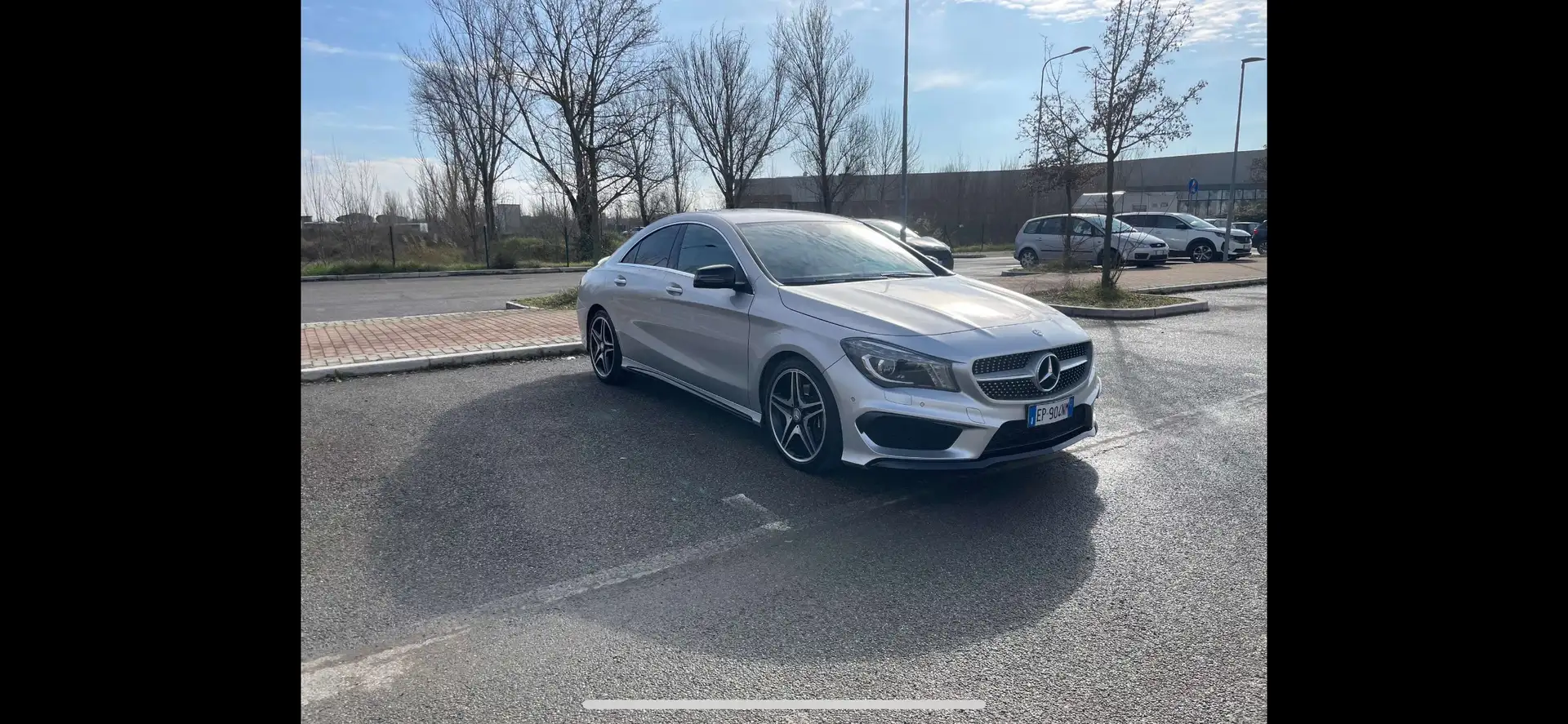 Mercedes-Benz CLA 220 Premium amg - 1