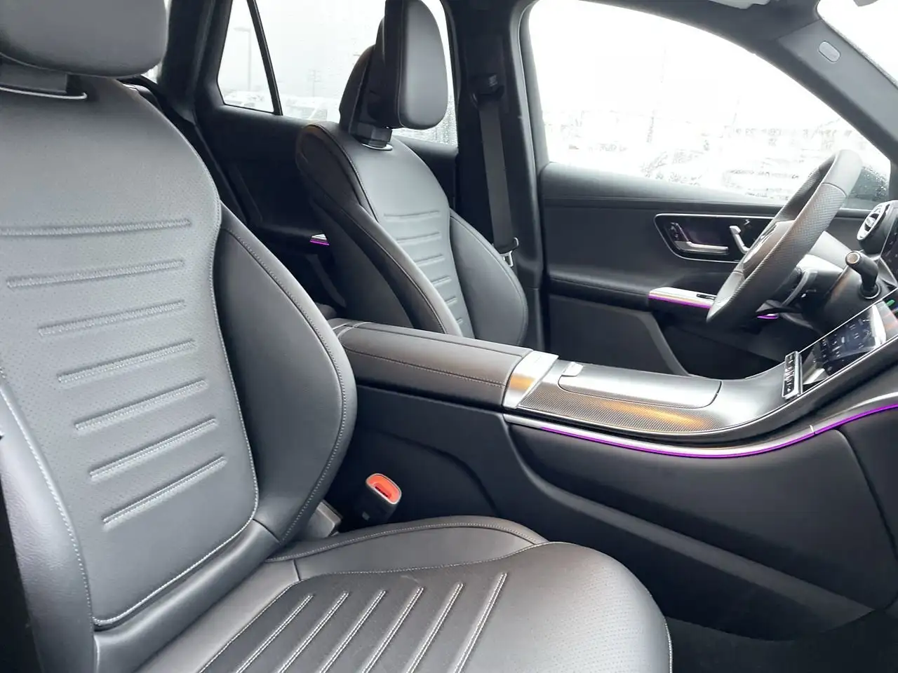 Mercedes-Benz GLC снимка Mercedes-Benz GLC
