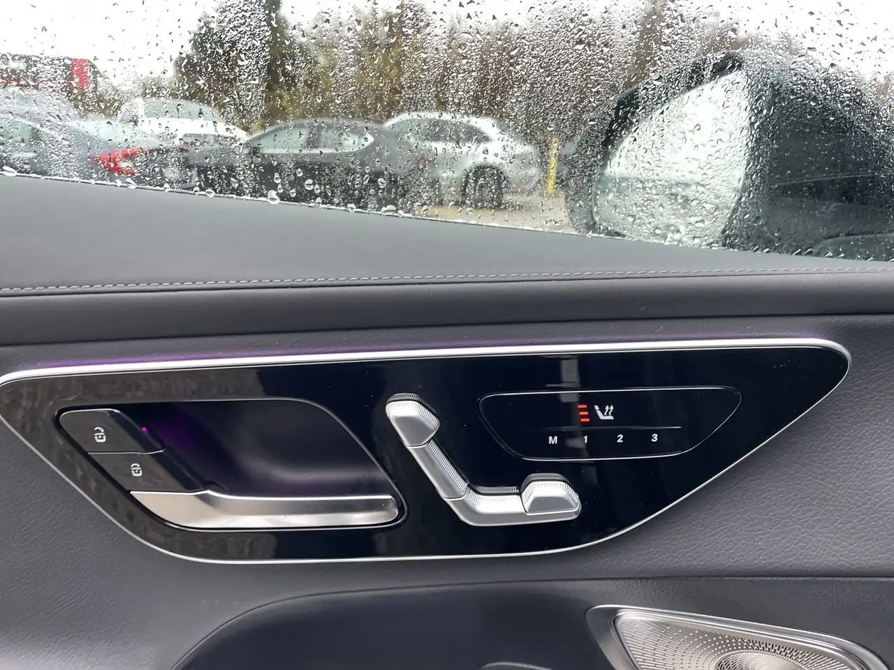 Mercedes-Benz GLC снимка Mercedes-Benz GLC