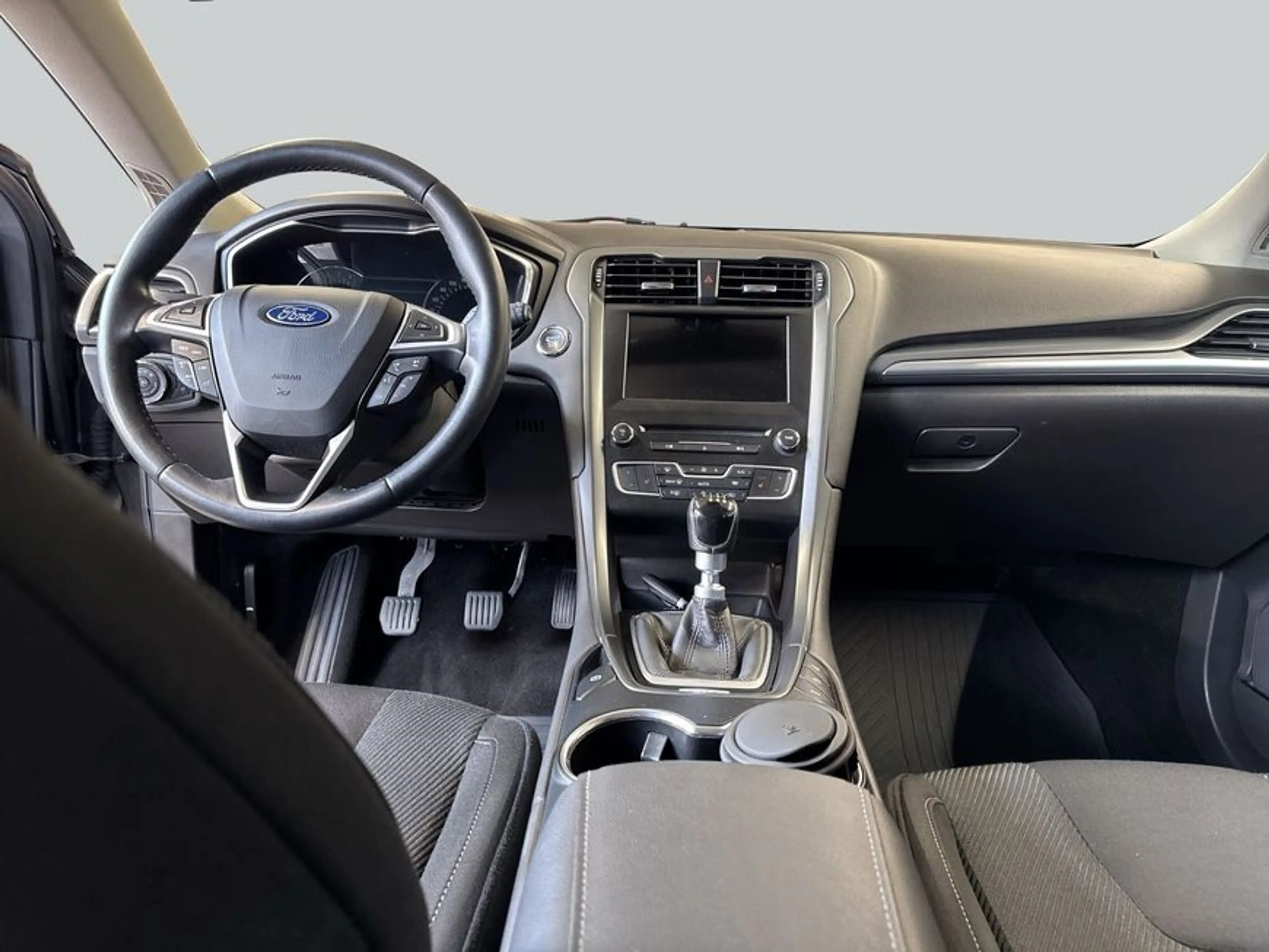 Ford Mondeo Turnier 1.5 EcoBoost Titanium AHZV * RFC — photo 13