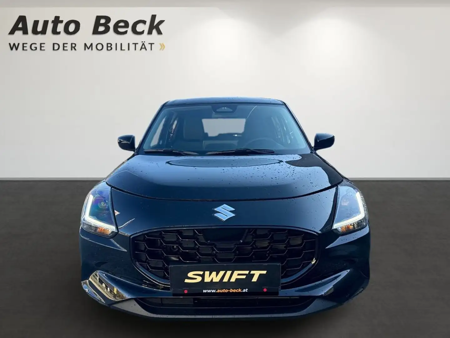 Suzuki Swift 1.2 Hybrid Allgrip Shine Schwarz - 2