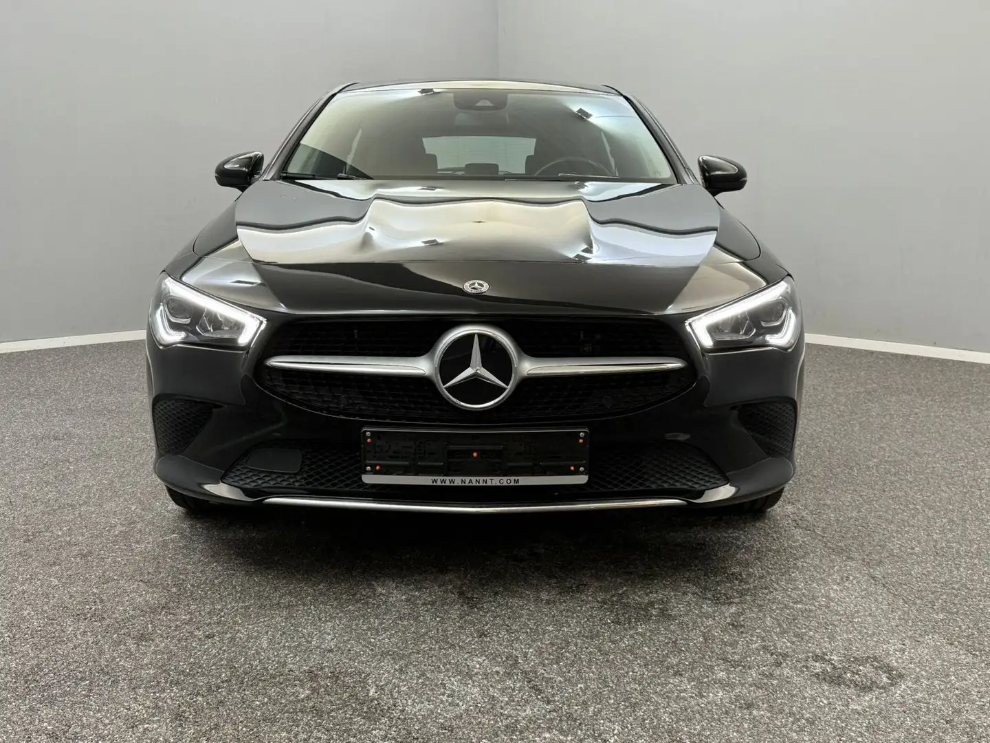 Mercedes-Benz CLA 250 LED*NAVI*AHK*AMBIENT*WIDE Noir - 2