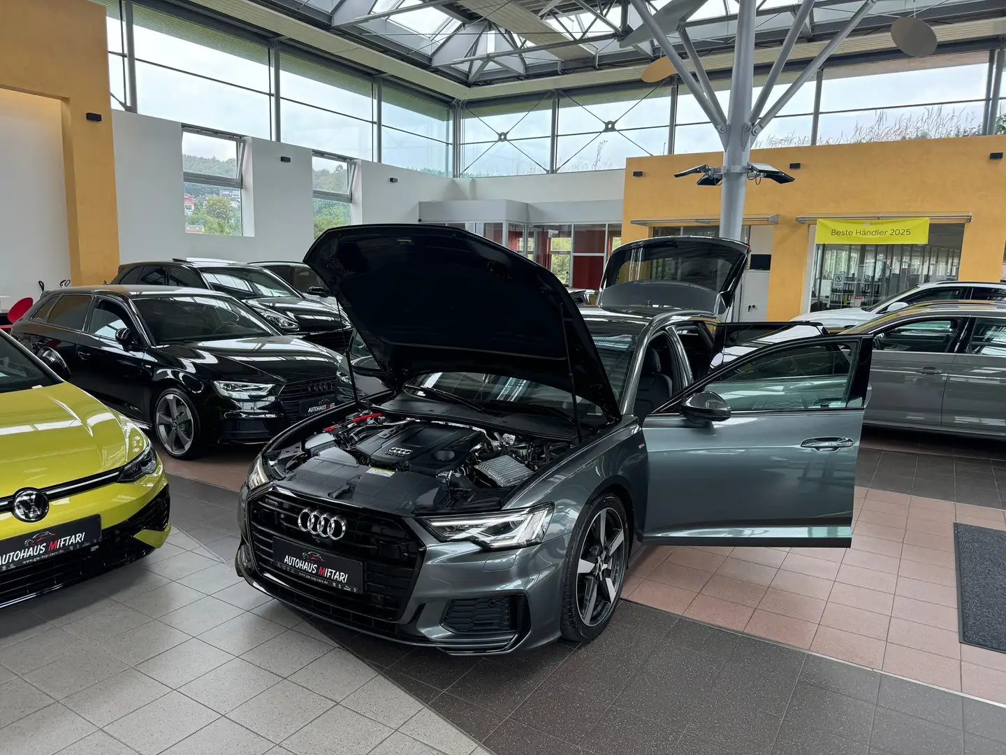 Audi A6 Avant 45 TDI quattro 2x S line Matrix 360° 20" Noir - 2