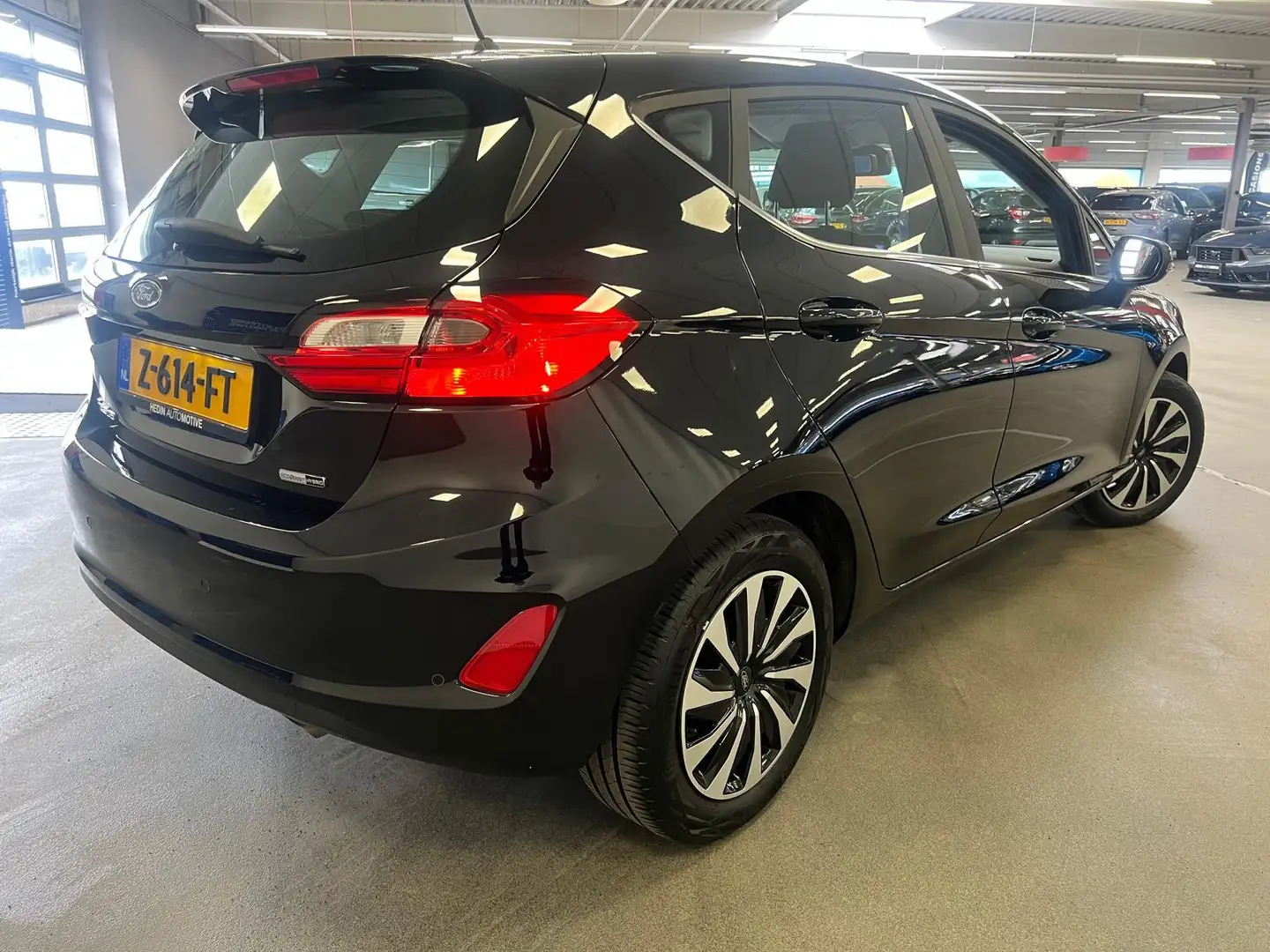 Ford Fiesta 1.0 EcoBoost Hybrid Titanium | Stoel/Stuur/Voorrui Zwart - 2