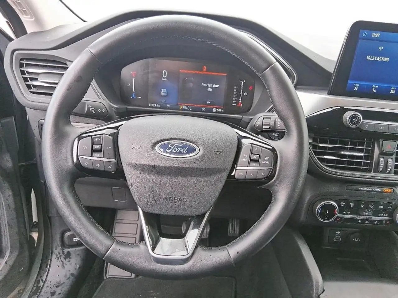 Ford Escape снимка Ford Escape