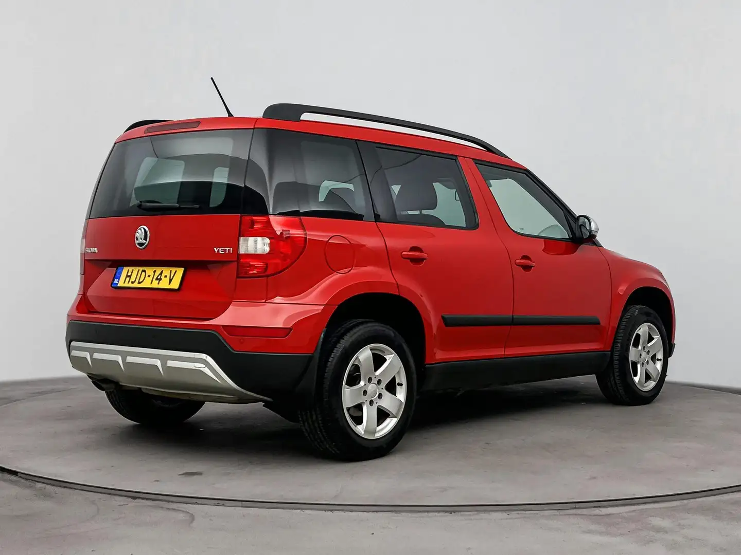 Skoda Yeti 1.2 TSI GREENTECH AMBITION | OUTLET DEAL! | AIRCO Rouge - 2